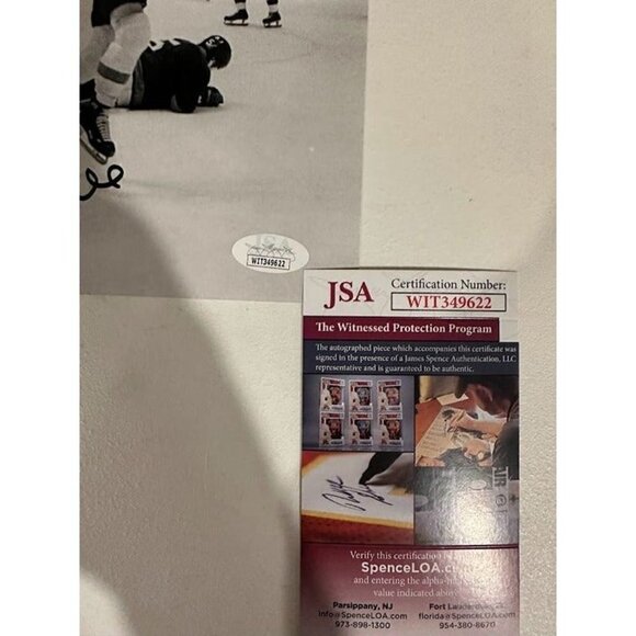 Bob Clarke signed autographed Philadelphia Flyers Celebration 8x10 Photo JSA - Picture 3 of 3